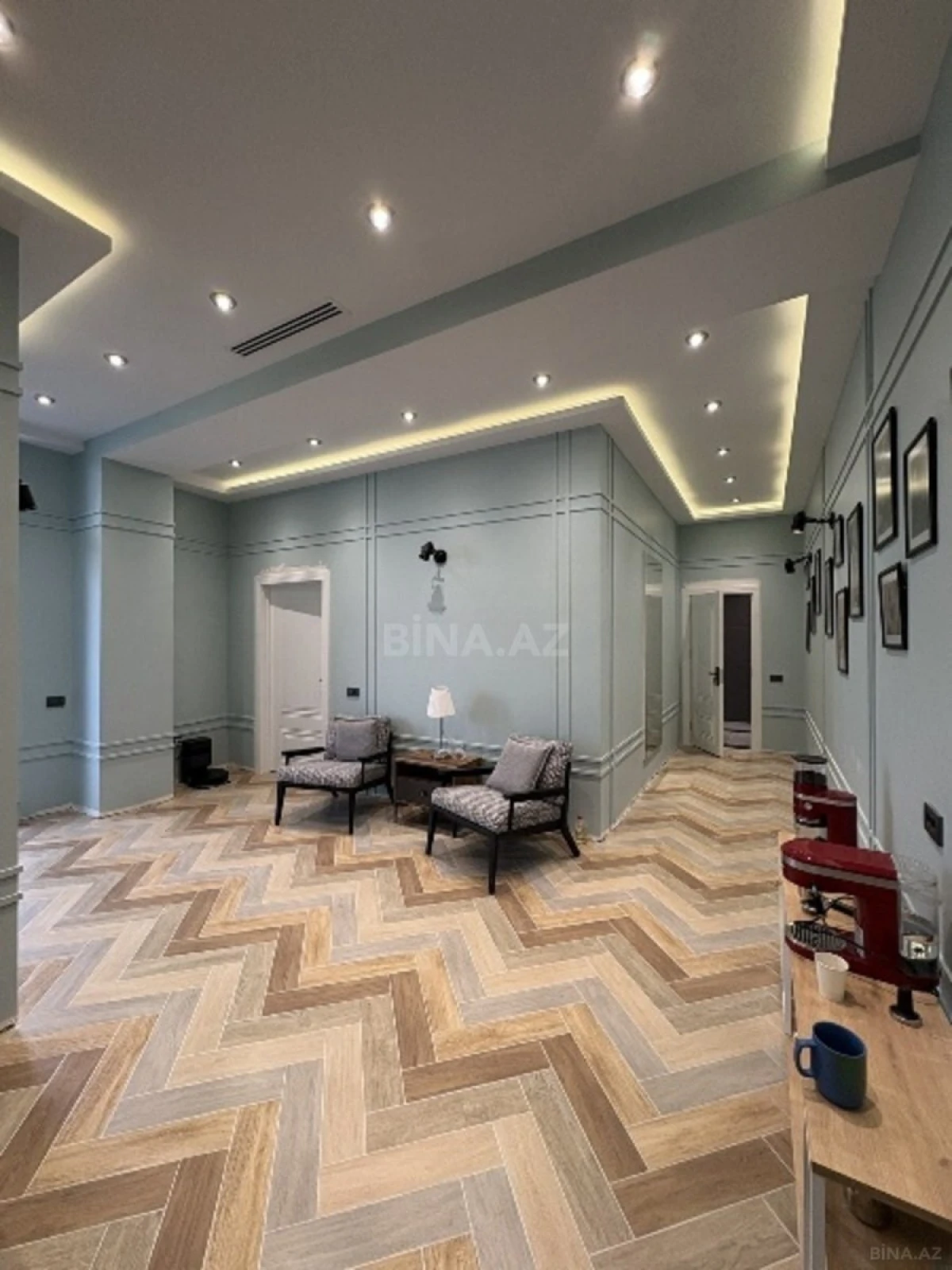 Kirayə verilir 2 otaqlı ofis 74.4 m²