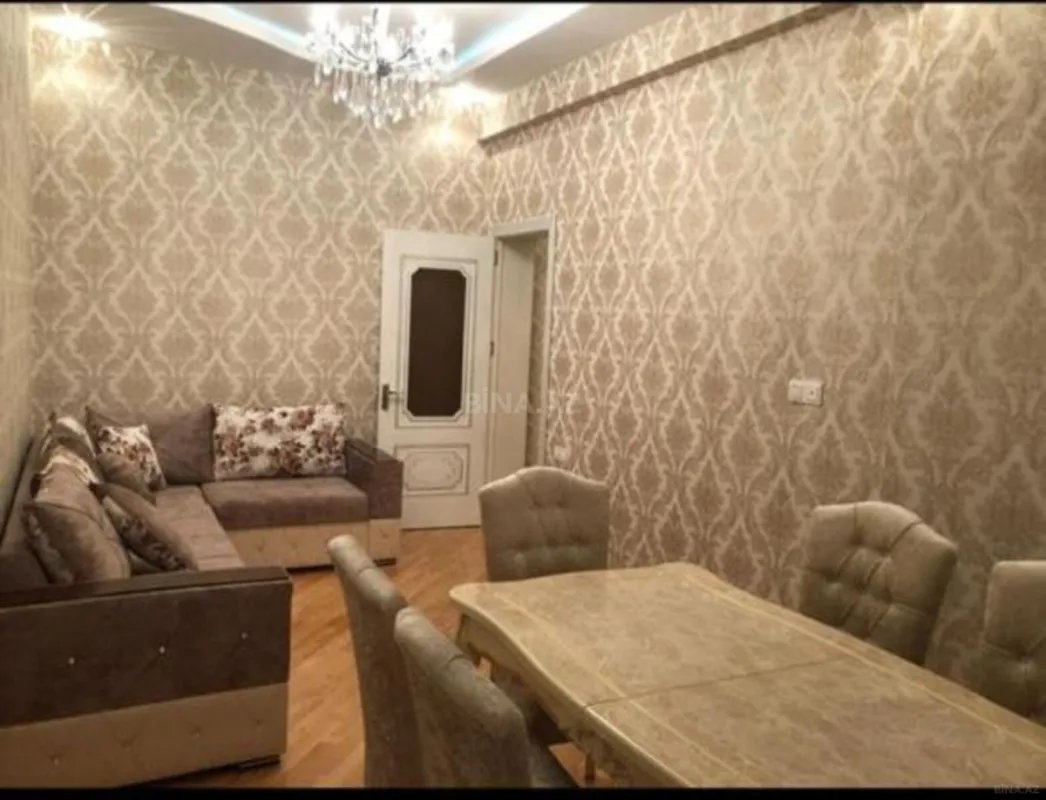 Kirayə verilir 2 otaqlı mənzil 80 m²