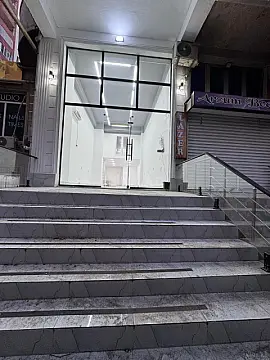 Satılır obyekt 80 m²