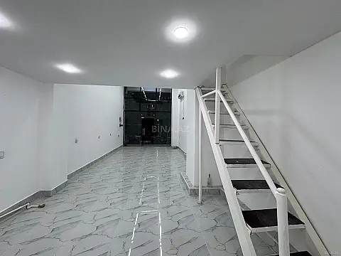 Satılır obyekt 80 m²