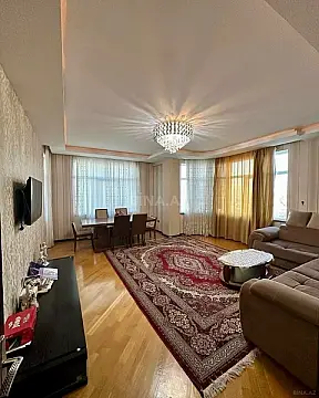 Satılır 4 otaqlı mənzil 160 m² — Bakı, Nizami 4 otaq 160.00 m²