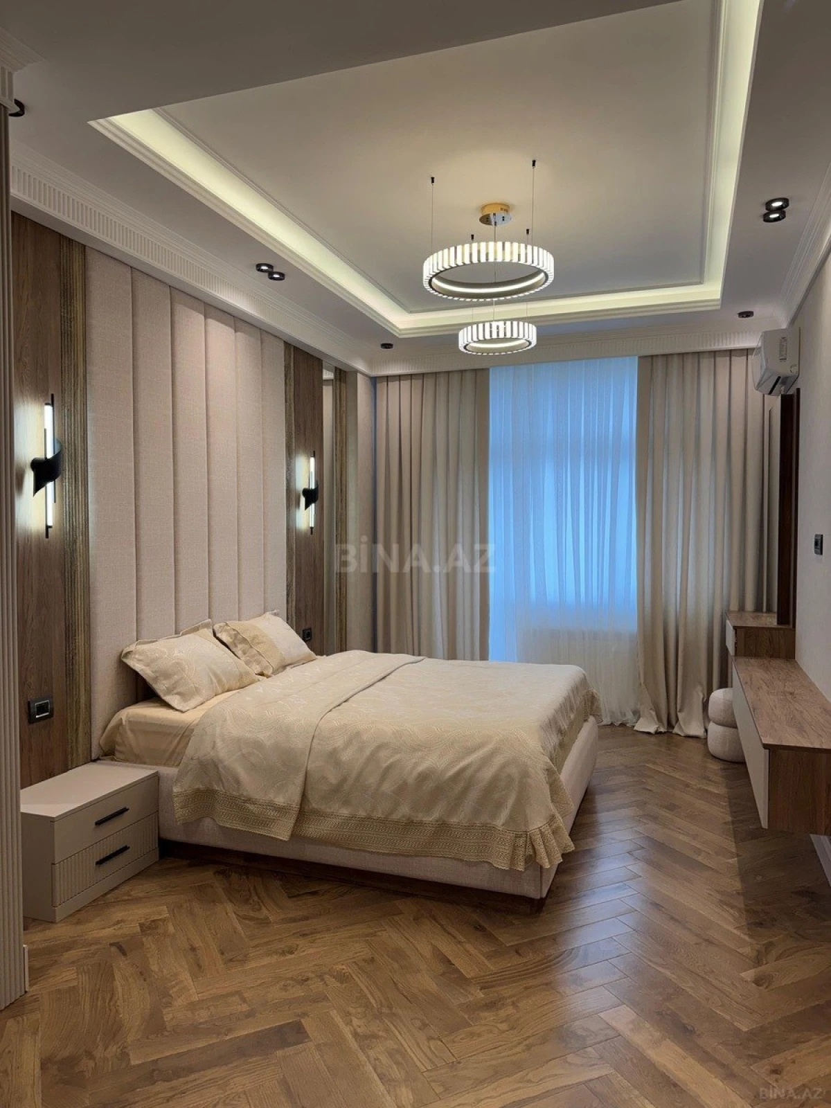 Satılır 3 otaqlı mənzil 120 m²