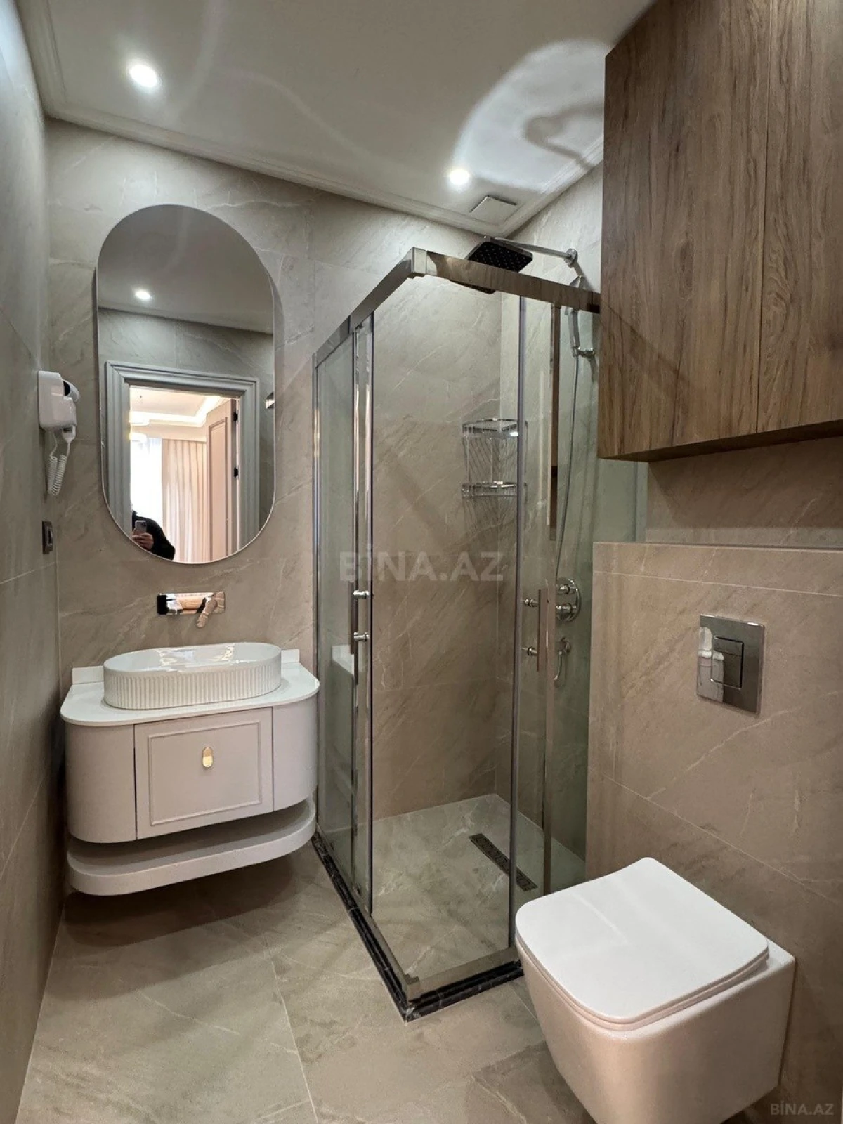 Satılır 3 otaqlı mənzil 120 m²