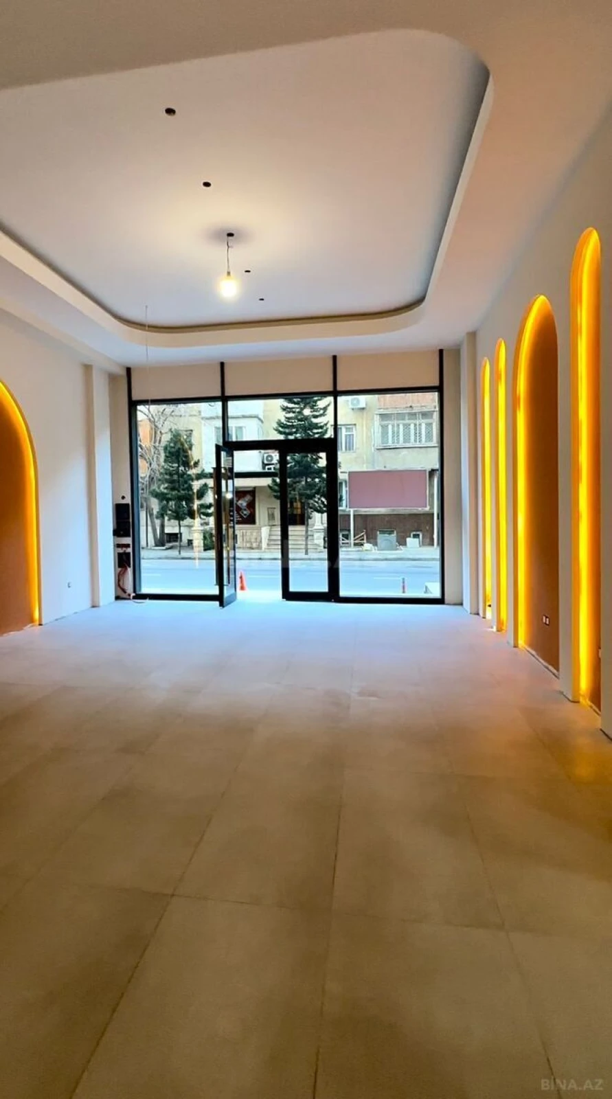 Kirayə verilir obyekt 95 m²