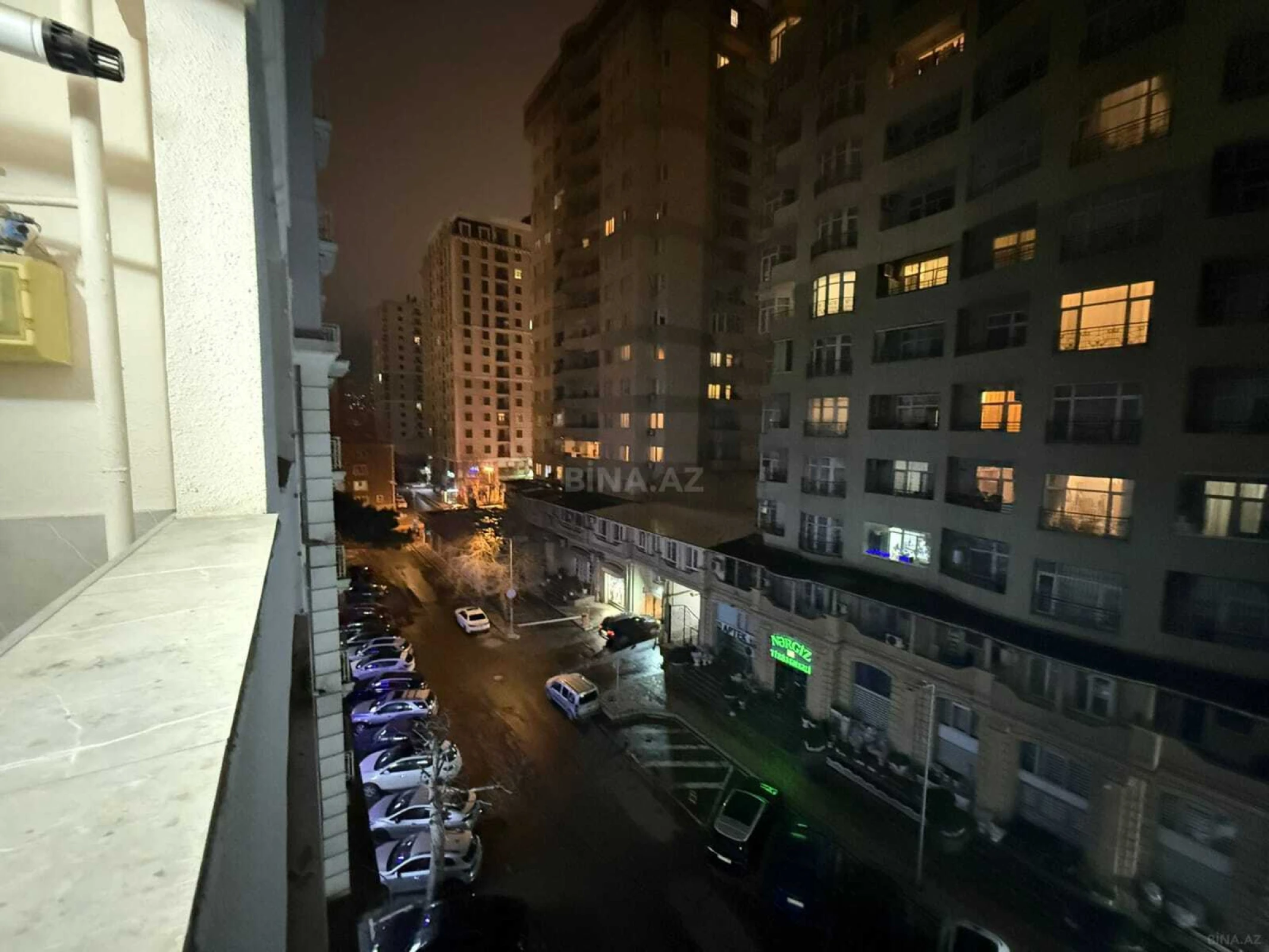 Kirayə verilir 2 otaqlı mənzil 80 m²