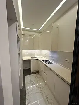 Satılır 2 otaqlı mənzil 69 m²