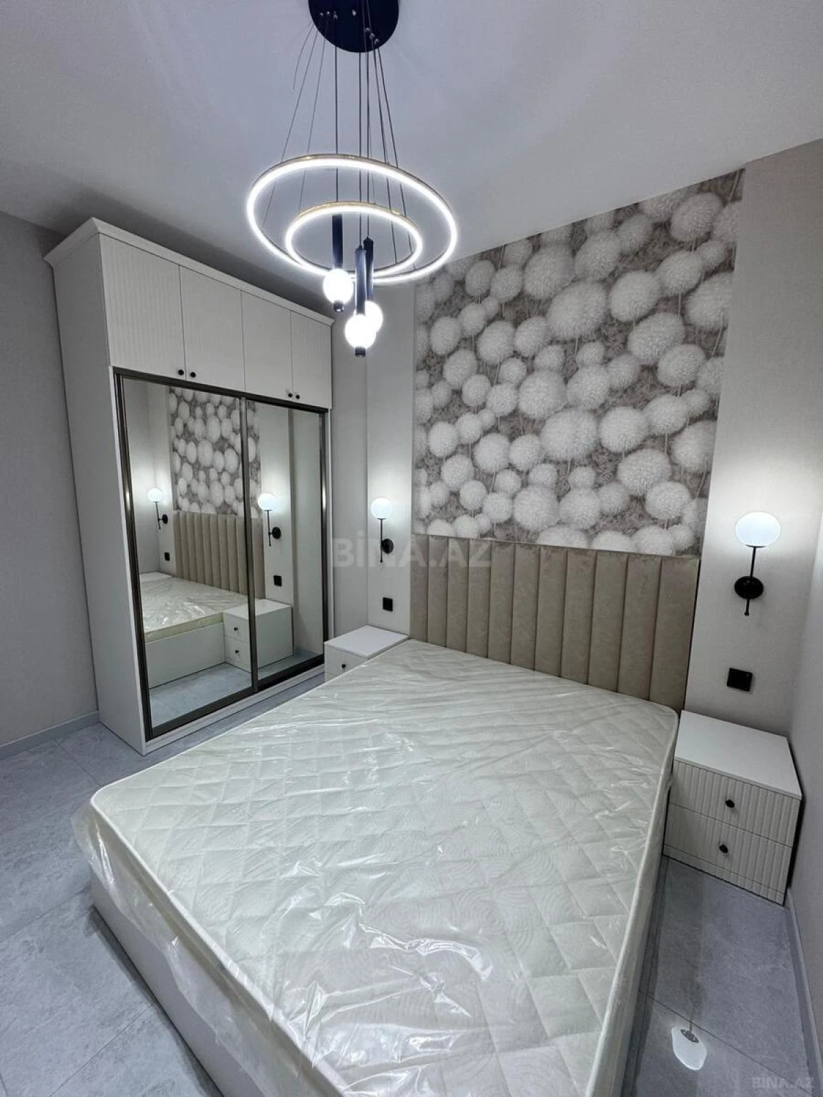 Satılır 2 otaqlı mənzil 55 m²