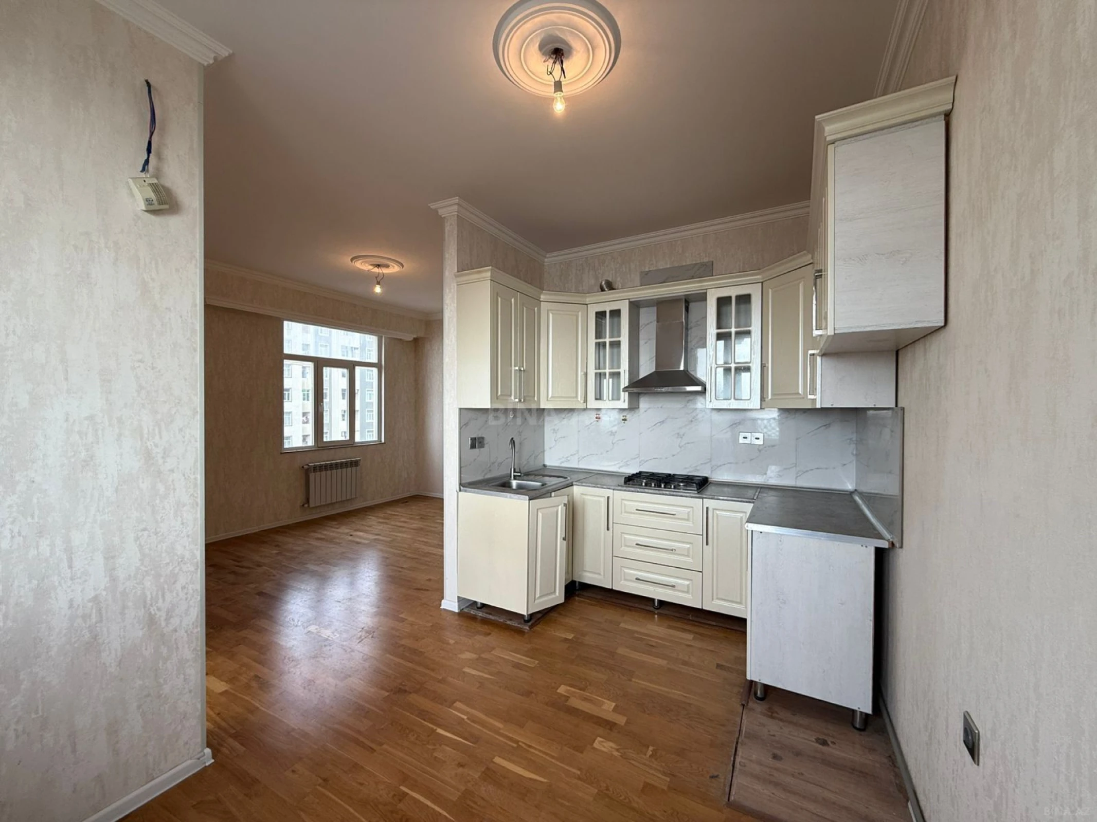 Satılır 3 otaqlı mənzil 66 m²