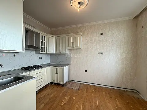Satılır 3 otaqlı mənzil 66 m²
