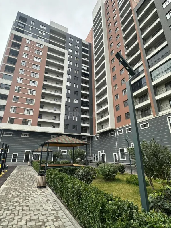 Satılır 2 otaqlı mənzil 110 m²