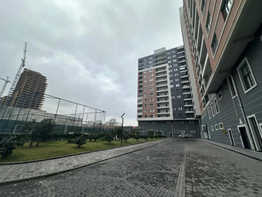 Satılır 2 otaqlı mənzil 110 m²