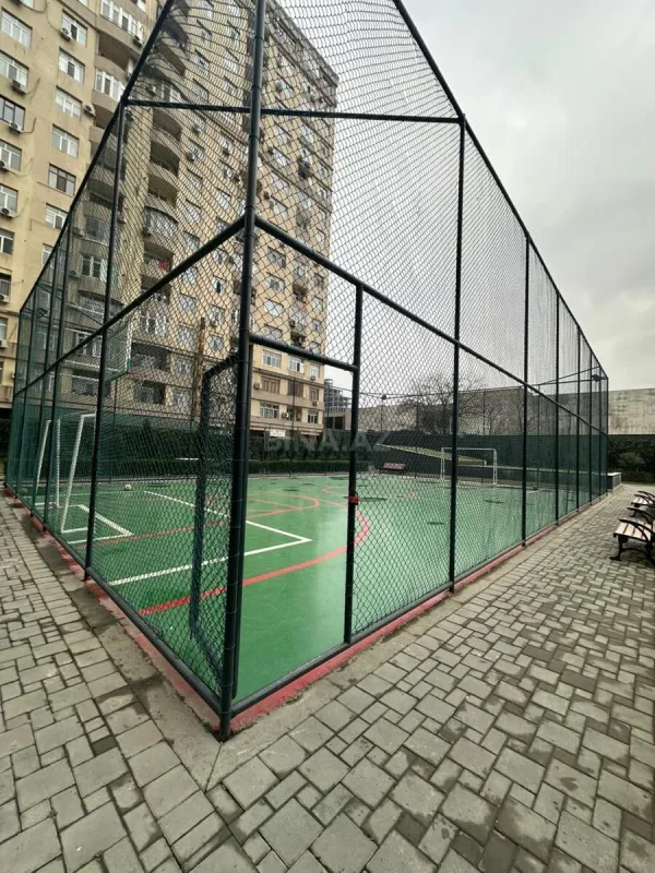 Satılır 2 otaqlı mənzil 110 m²