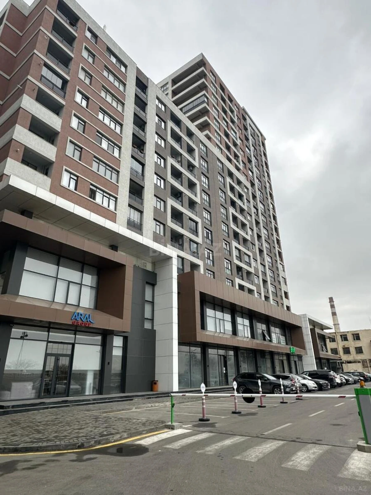 Satılır 2 otaqlı mənzil 110 m²