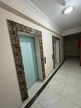 Satılır 4 otaqlı mənzil 120 m²