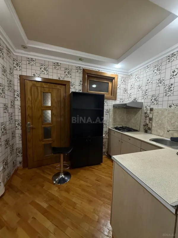 Kirayə verilir 2 otaqlı mənzil 65 m²