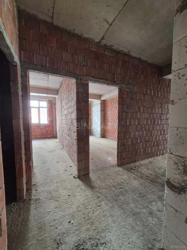 Satılır 3 otaqlı mənzil 114 m²