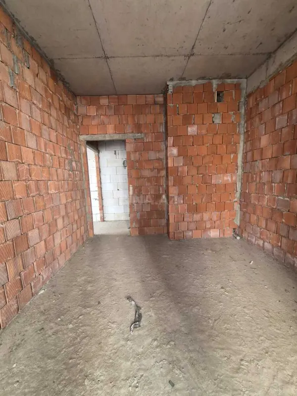 Satılır 3 otaqlı mənzil 114 m²