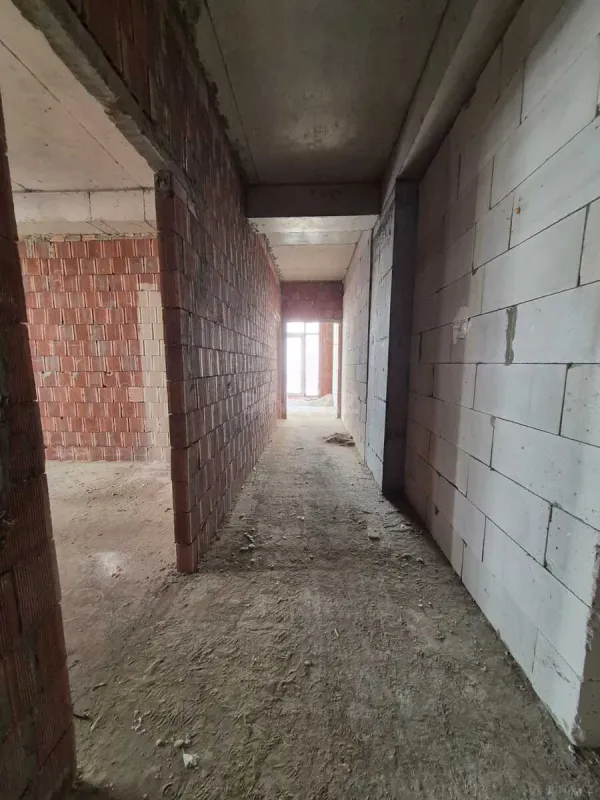 Satılır 3 otaqlı mənzil 114 m²