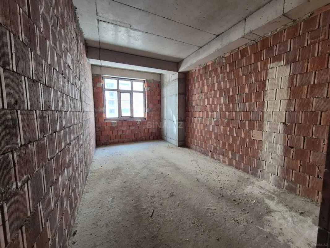 Satılır 3 otaqlı mənzil 114 m²