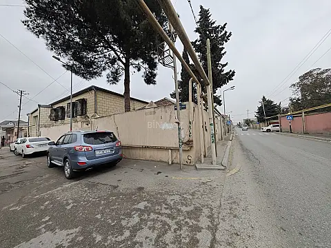 Satılır 5 otaqlı həyət evi 180 m²