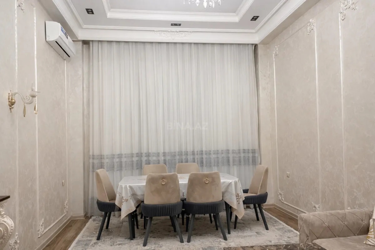 Satılır 2 otaqlı mənzil 72 m²