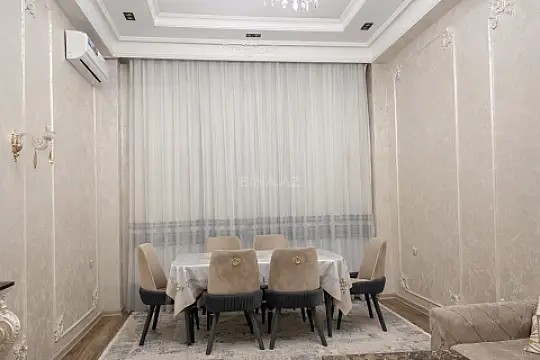 Satılır 2 otaqlı mənzil 72 m²