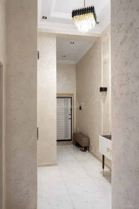 Satılır 2 otaqlı mənzil 72 m²