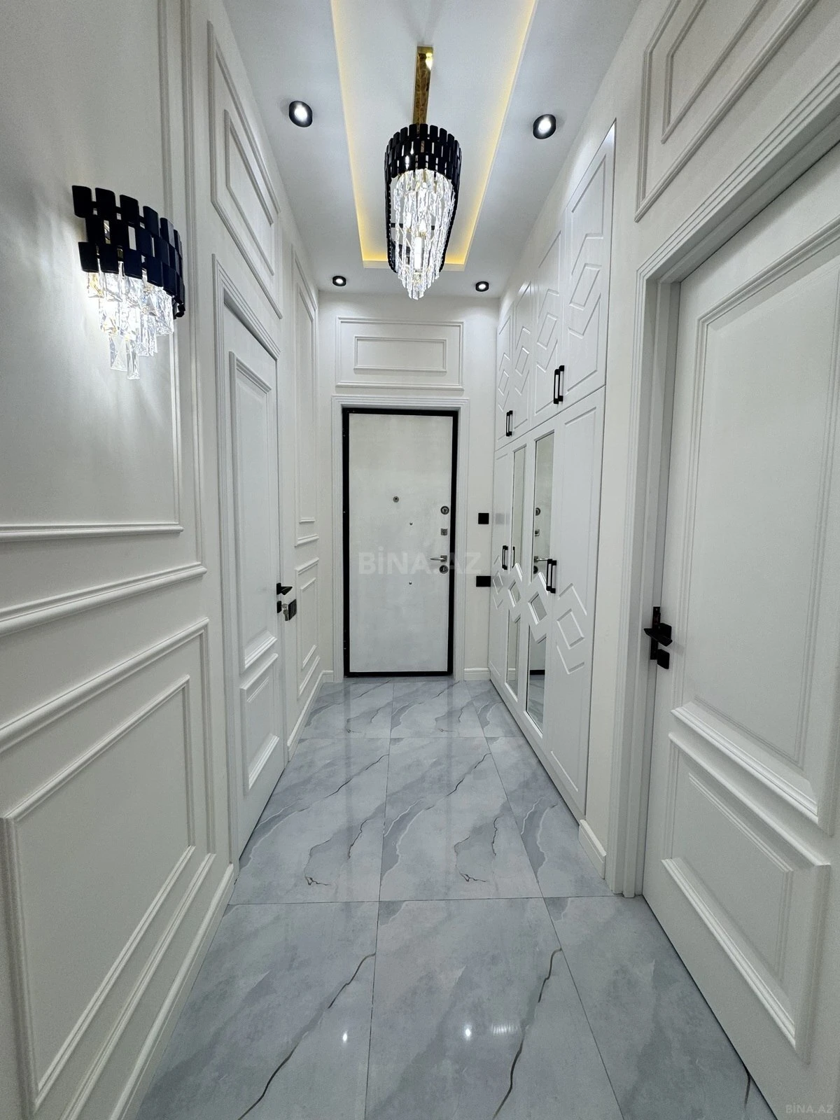 Satılır 3 otaqlı mənzil 95 m²