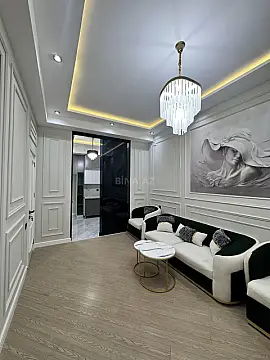 Satılır 3 otaqlı mənzil 95 m² — Bakı, İnşaatçılar 3 otaq 95.00 m²