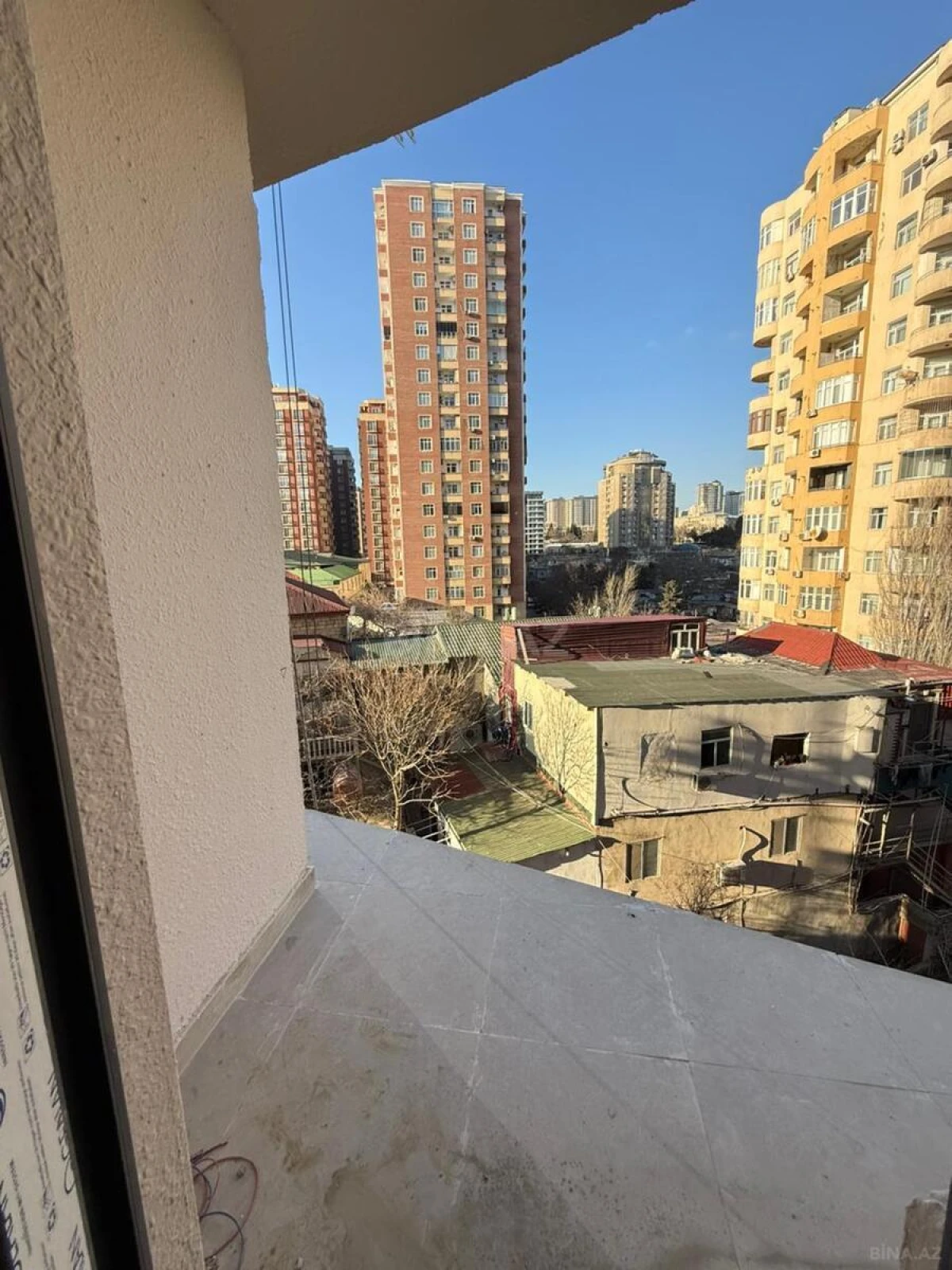 Satılır 2 otaqlı mənzil 60 m²