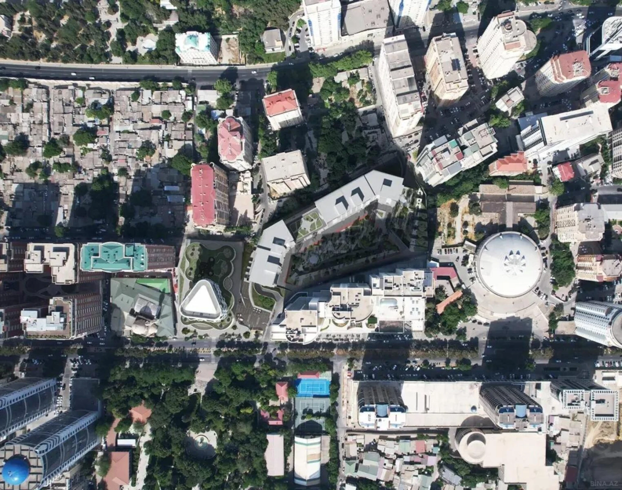 Satılır 2 otaqlı mənzil 60 m²