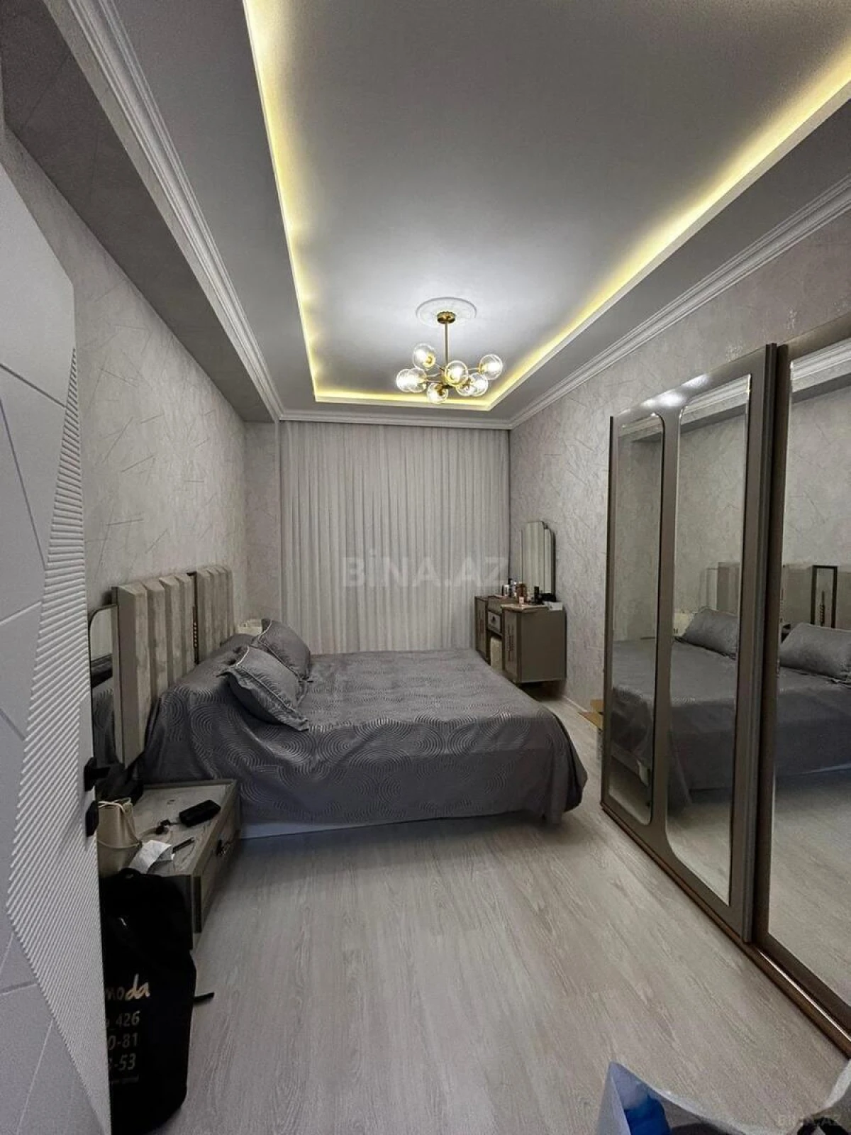 Satılır 2 otaqlı mənzil 64.8 m²