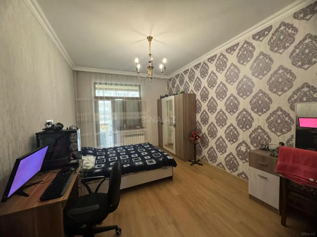 Kirayə verilir 3 otaqlı mənzil 110 m²
