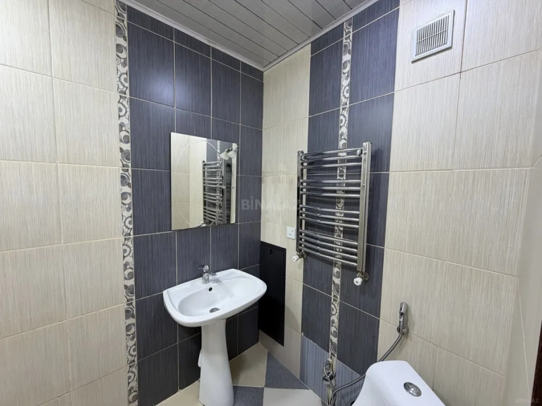 Satılır 2 otaqlı mənzil 75 m²