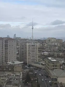 Satılır 4 otaqlı mənzil 110 m²