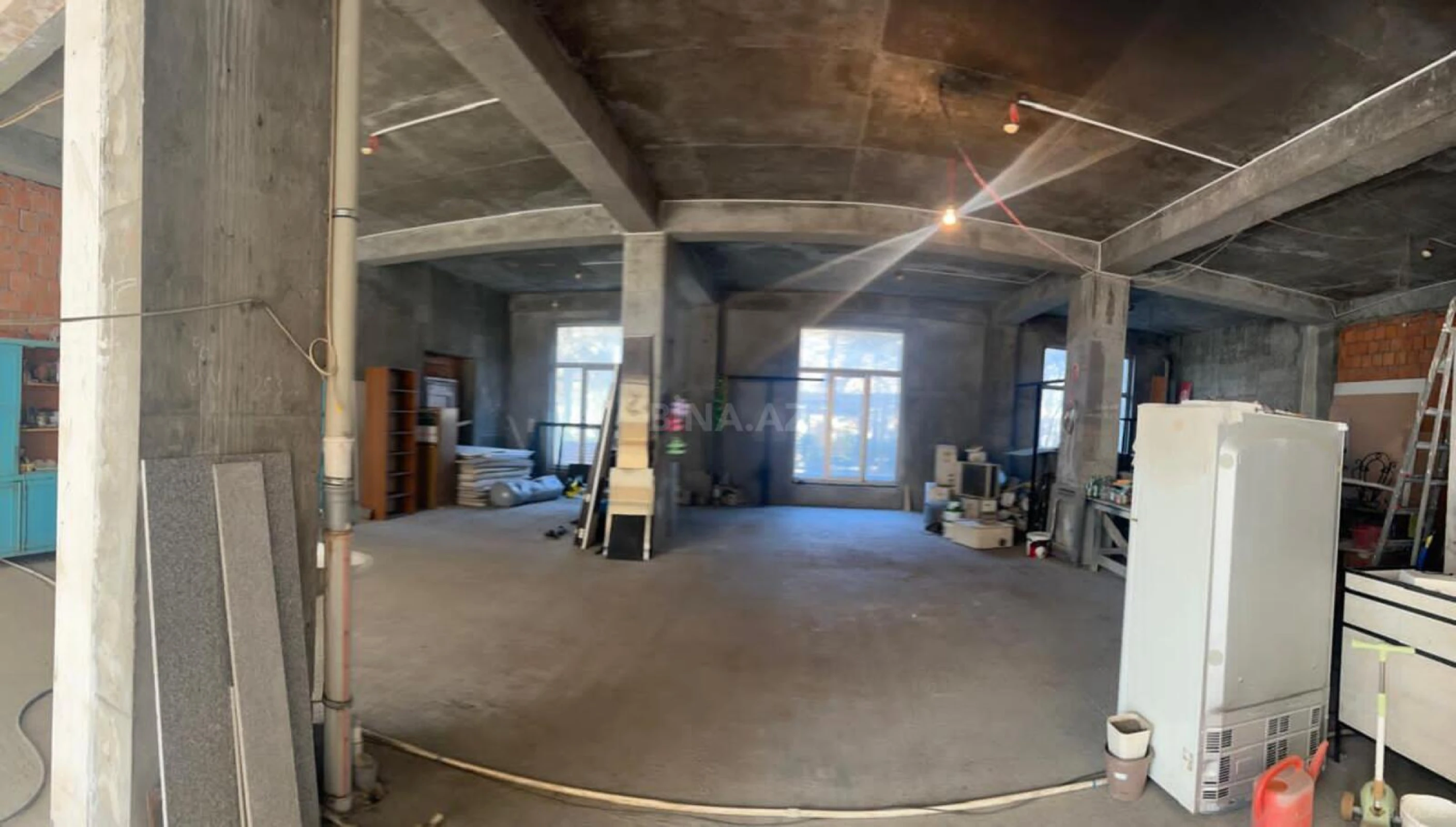 Satılır obyekt 3900 m²