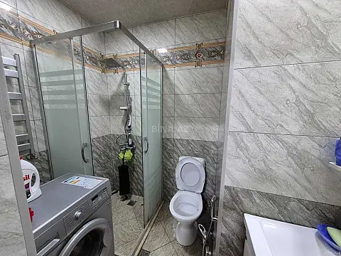 Satılır 2 otaqlı mənzil 58 m²