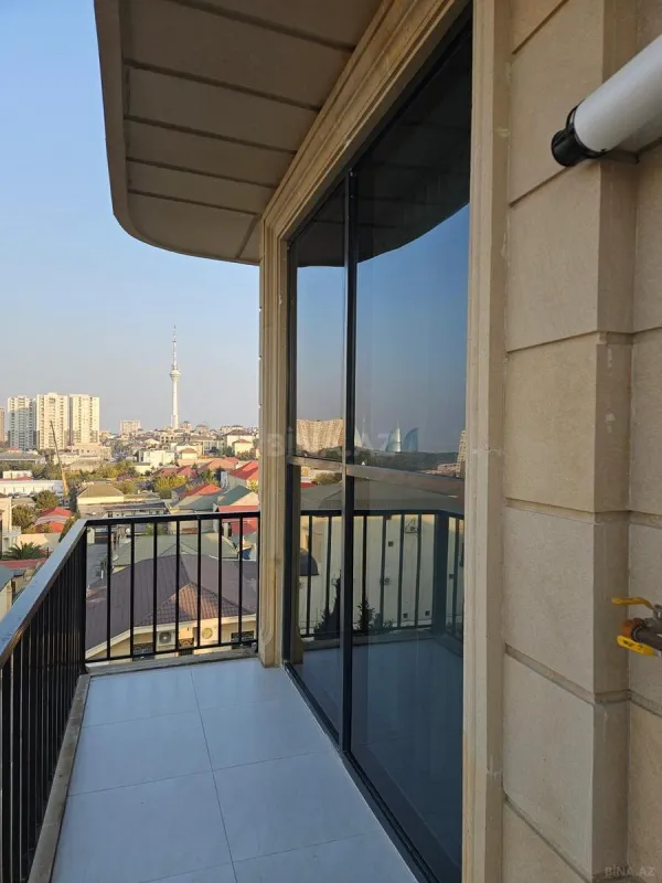 Kirayə verilir 3 otaqlı mənzil 125 m²
