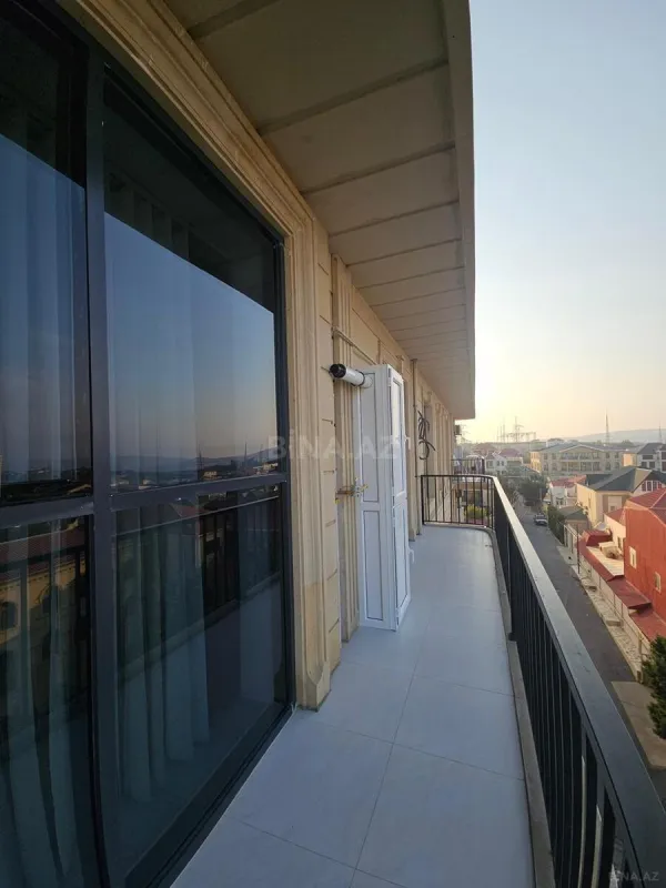 Kirayə verilir 3 otaqlı mənzil 125 m²