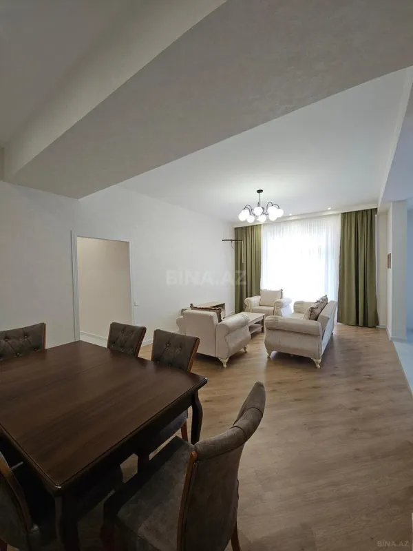 Kirayə verilir 3 otaqlı mənzil 125 m²