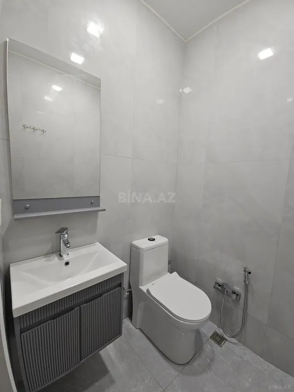 Kirayə verilir 3 otaqlı mənzil 125 m²
