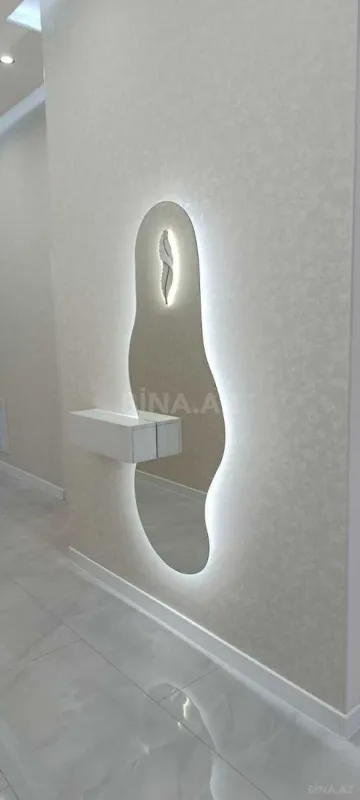 Satılır 5 otaqlı həyət evi 250 m²