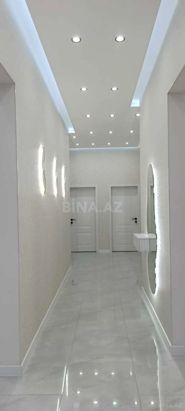 Satılır 5 otaqlı həyət evi 250 m²