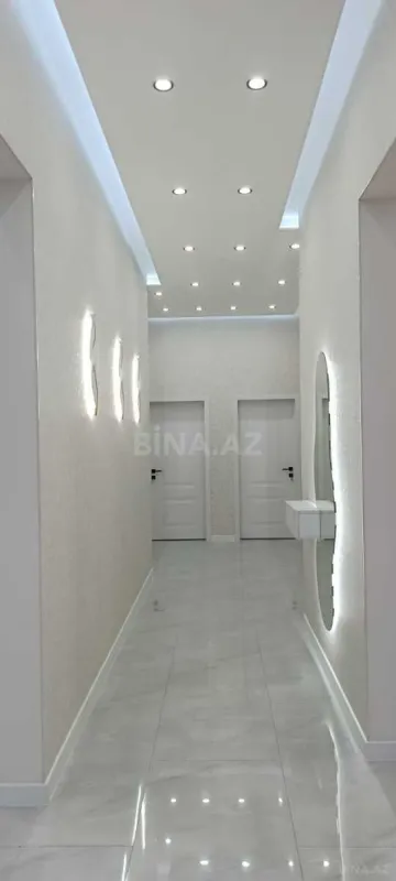 Satılır 5 otaqlı həyət evi 250 m²