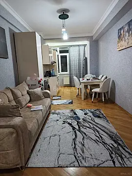 Satılır 2 otaqlı mənzil 64 m²