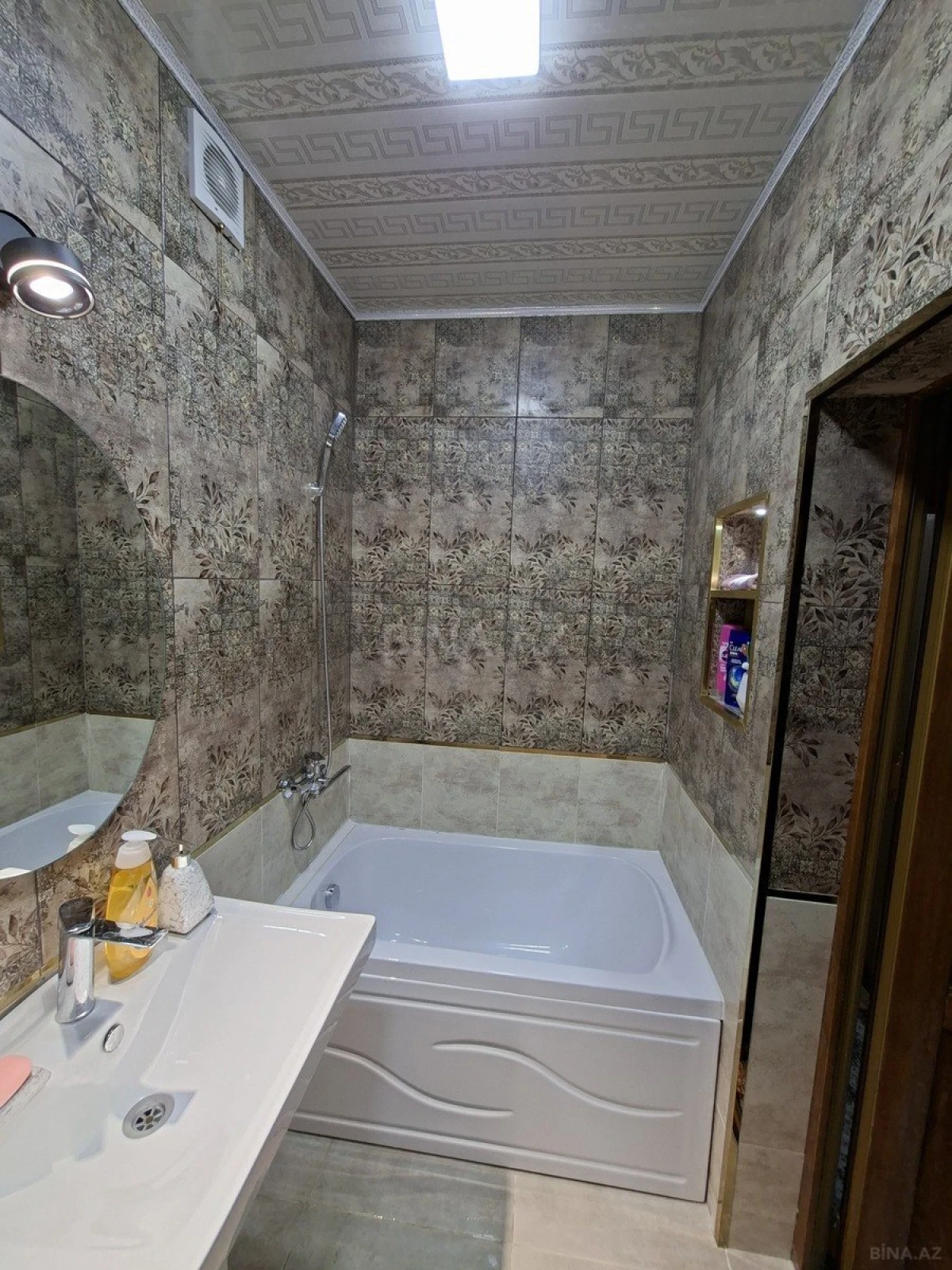 Satılır 2 otaqlı mənzil 55 m²