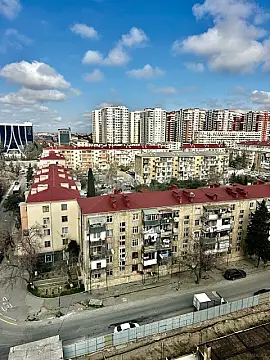 Satılır 1 otaqlı mənzil 42 m²