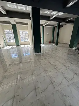 Kirayə verilir obyekt 230 m²