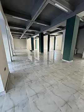 Kirayə verilir obyekt 230 m²