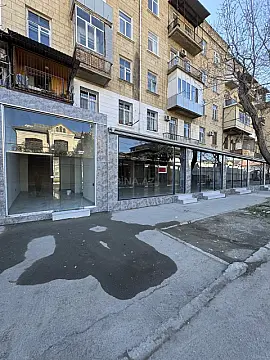 Kirayə verilir obyekt 230 m²